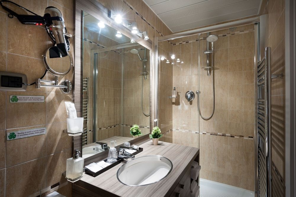 Morrisson Hotel Quadruple Room 4