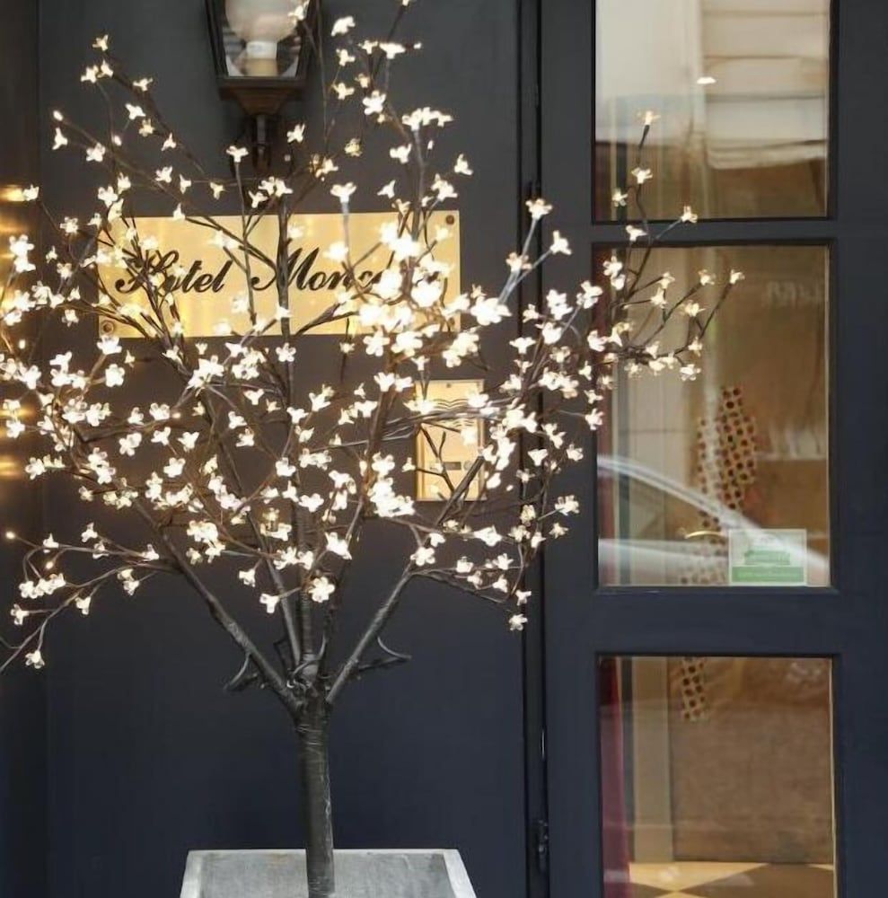 undefined Hotel Monceau Wagram 5