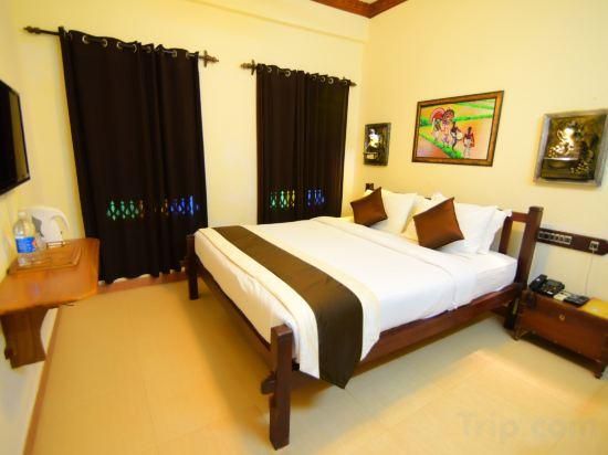Kovalam Beach Hotel Coral Dream (Deluxe AC) 4