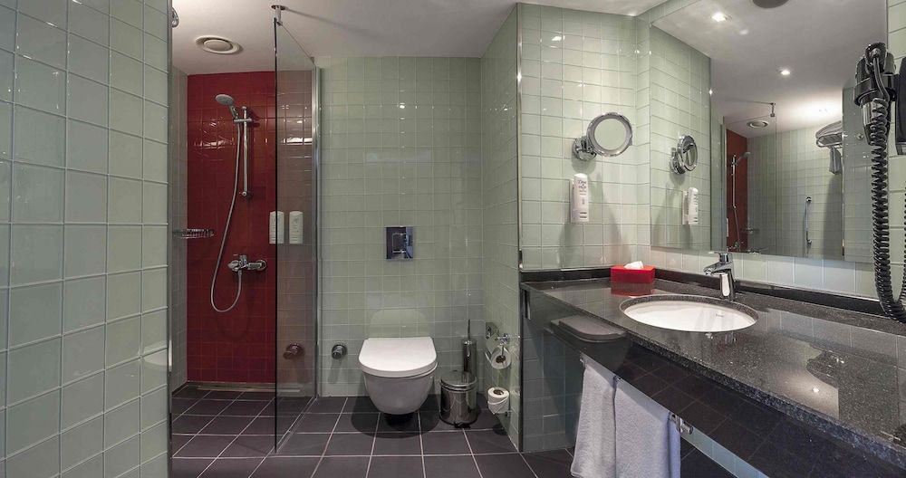 Ramada Encore by Wyndham Izmir Room, 2 Twin Beds, Smoking 9