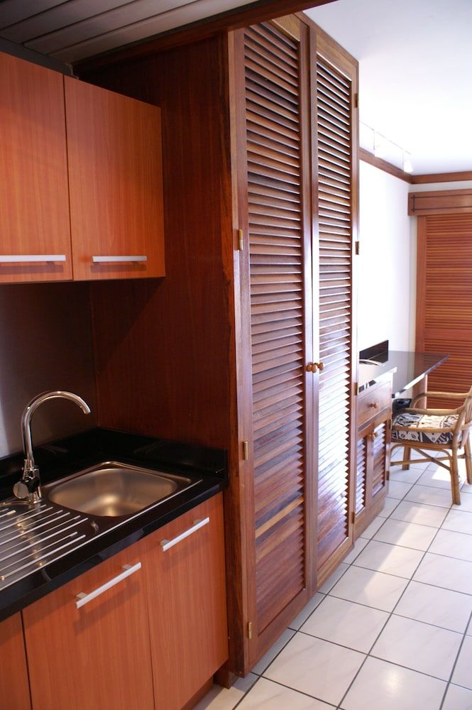 Le Stanley Hotel and Suites Studio, Sea View 6