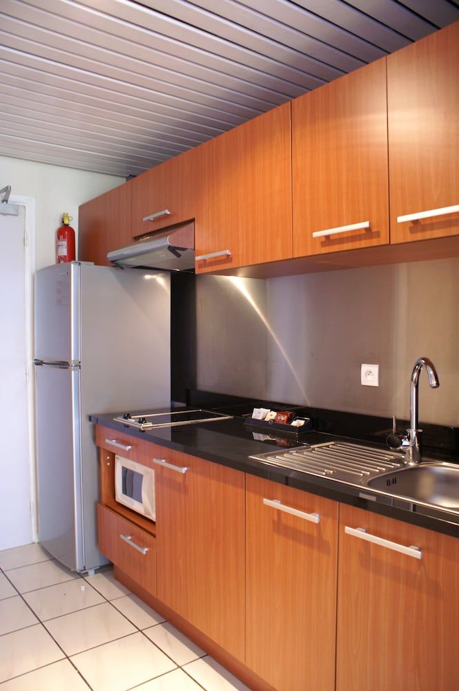 Le Stanley Hotel and Suites Studio, Sea View 5