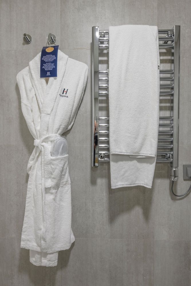 Hesperia Murcia Centro Junior Suite, City View 6