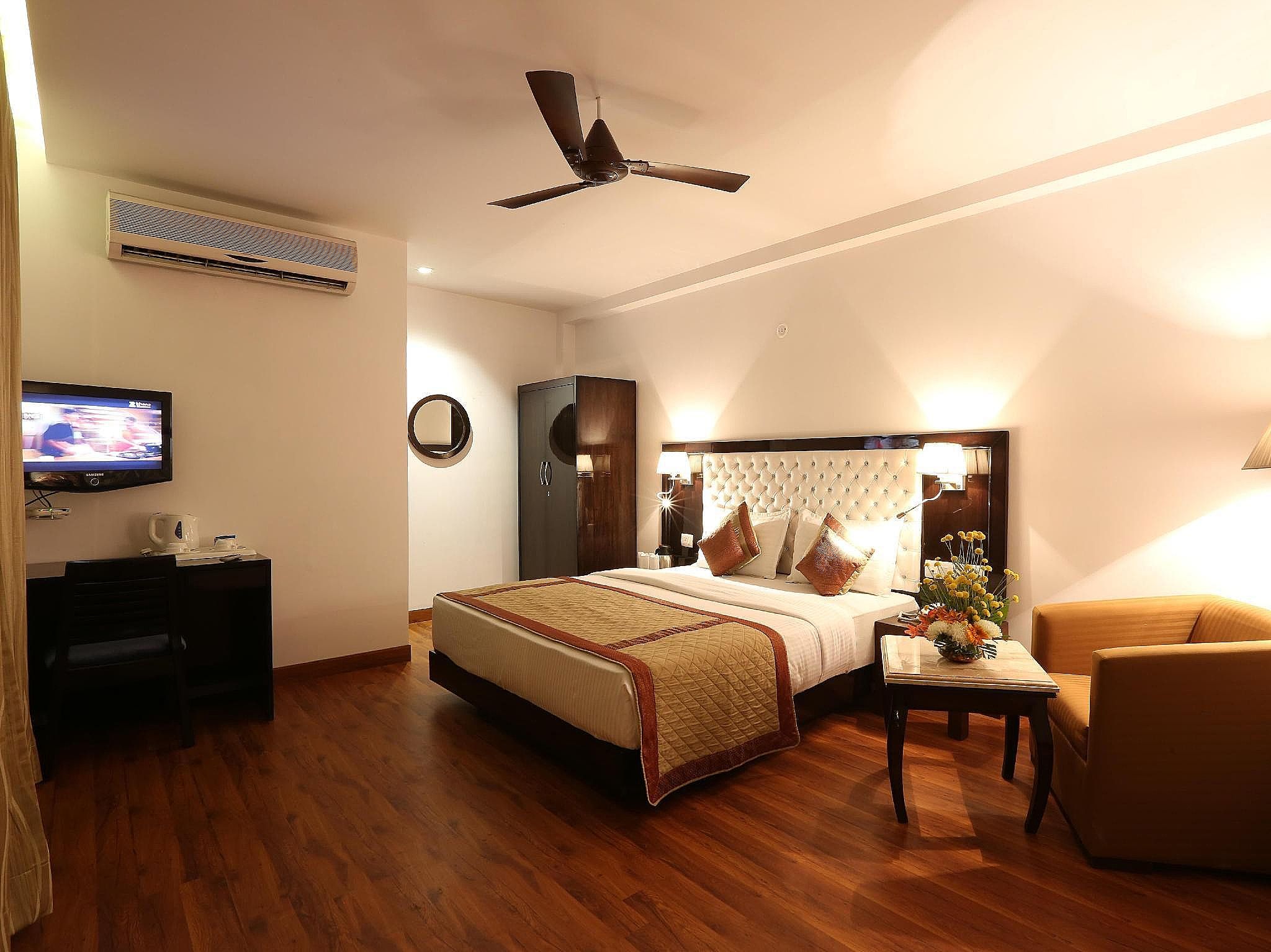 Hotel Waves Delhi Airport Deluxe Room 25