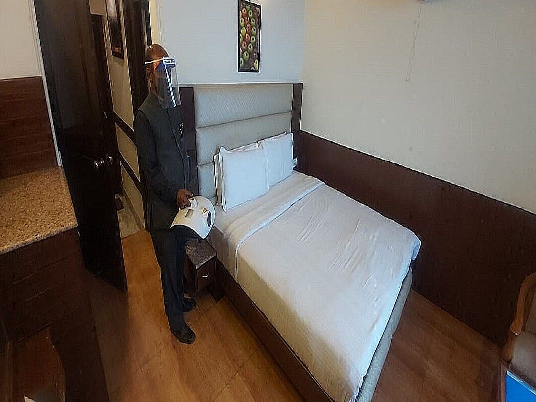 DELUXE SUITE