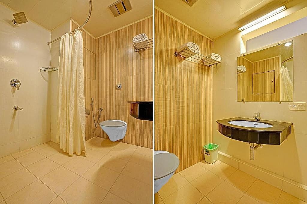 The Fort Manor Hotel - Kochi Kerala Deluxe Double Room with Balcony