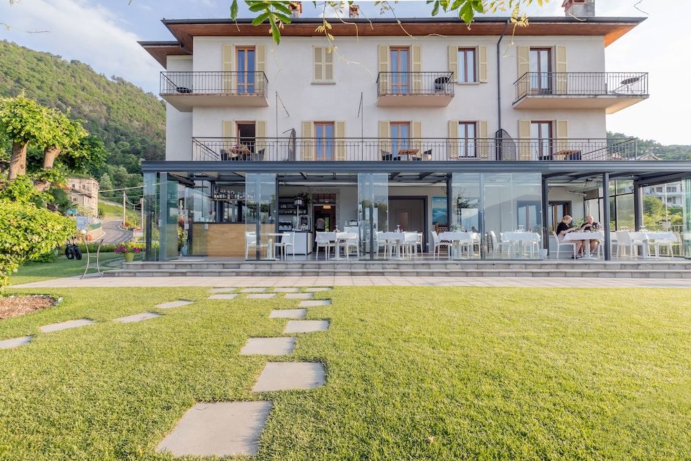 undefined Il Perlo Panorama 6