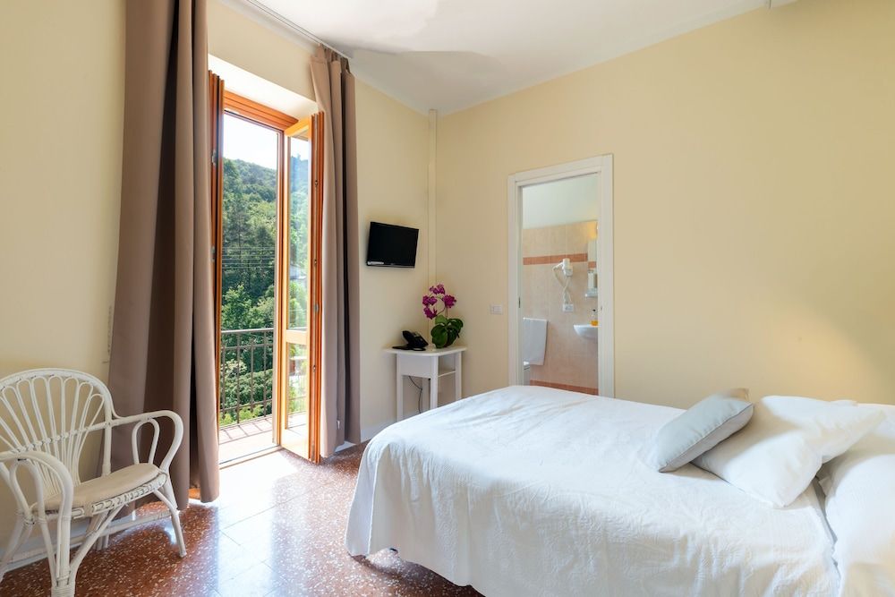 undefined Il Perlo Panorama