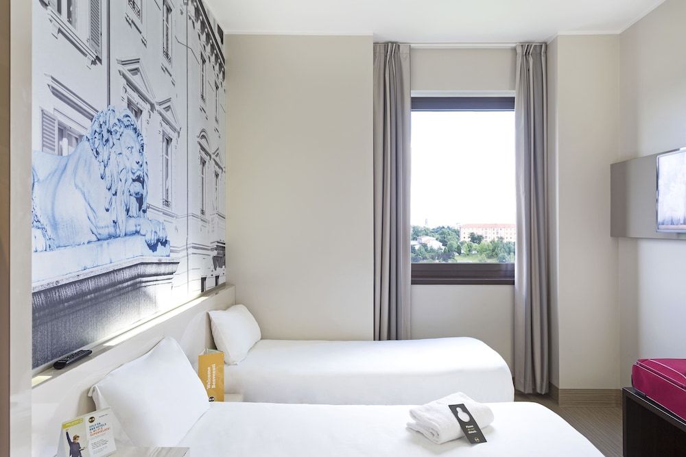 B&B Hotel Milano - Monza Handicapped Double Non-Smoking Room