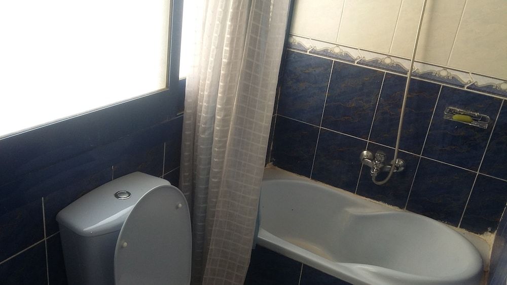 Isis Hostel 2 Deluxe Double or Twin Room 21