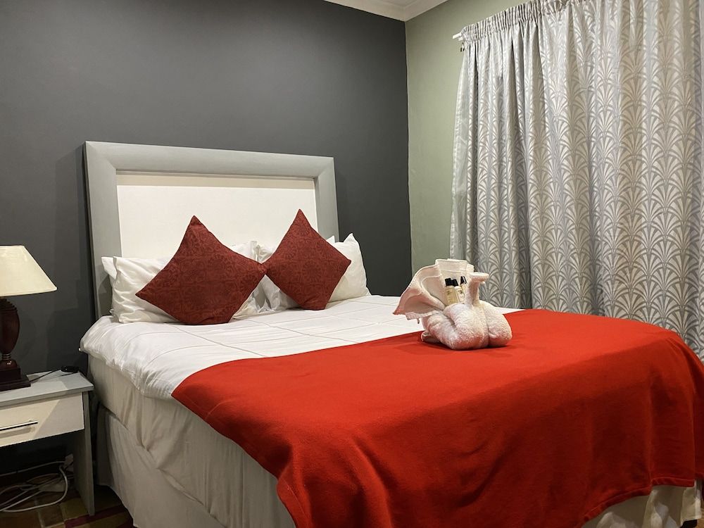 Marion Lodge Economy Double Room