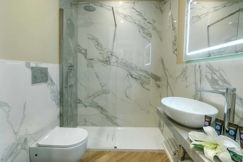 The Boutique Hotel Classic Room, 1 Double or 2 Twin Beds 11