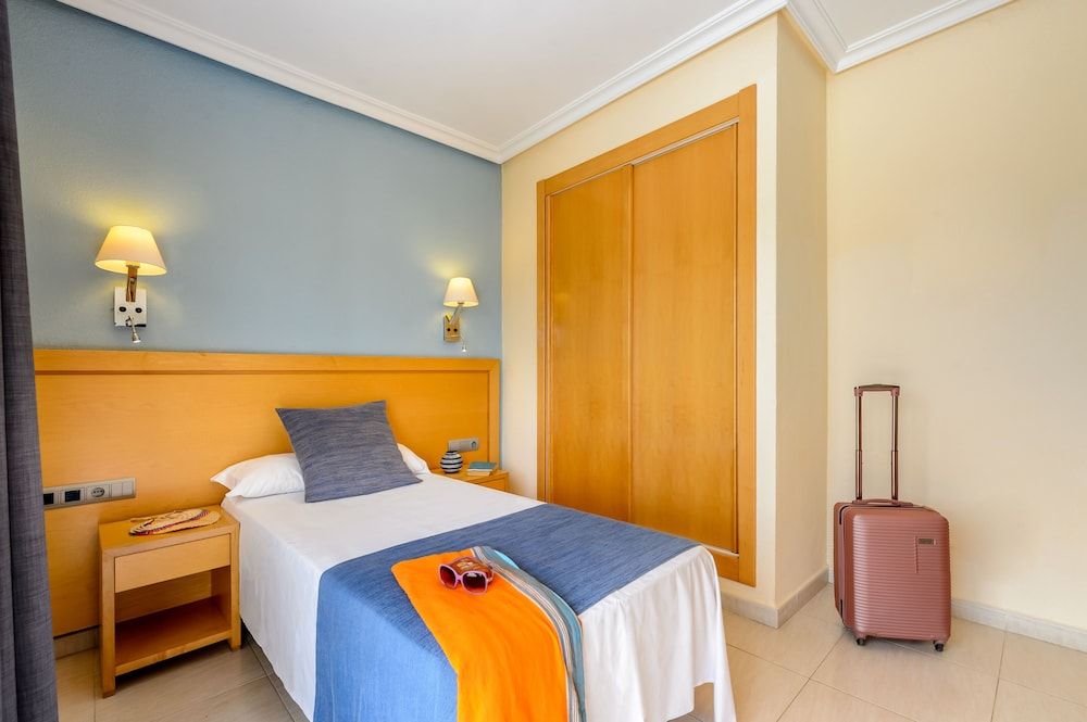 Hotel Vibra S´Estanyol Single Room