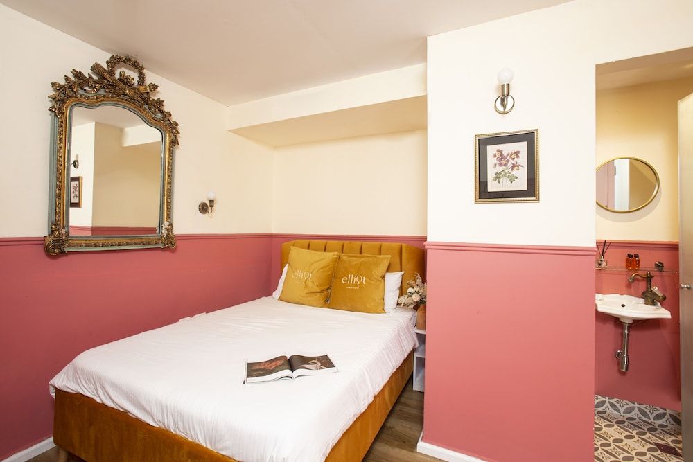 The Elliot - Adults only Standard Room 3