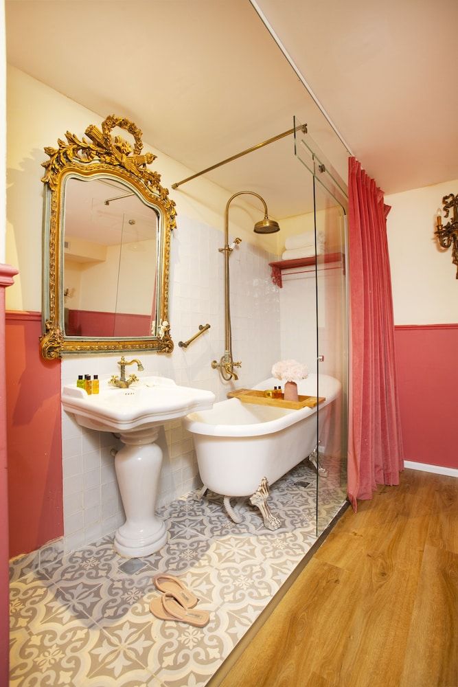 The Elliot - Adults only Standard Room 18