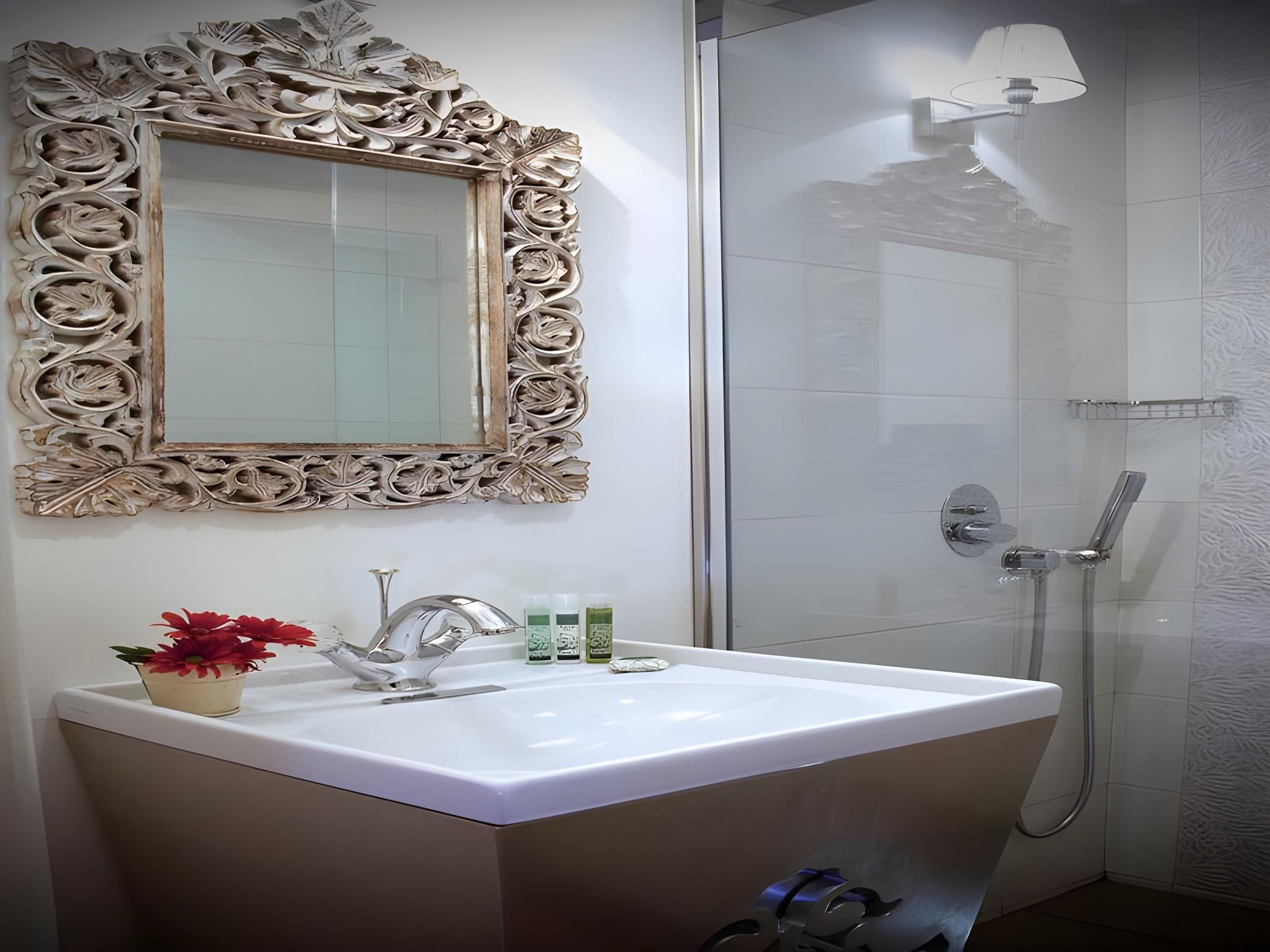 undefined Hypnos Design Hotel 9