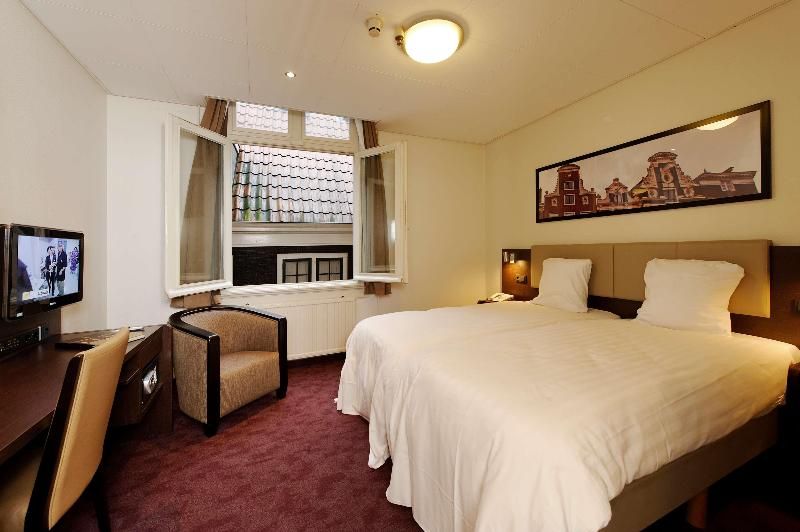 undefined Best Western Dam Square Inn 8