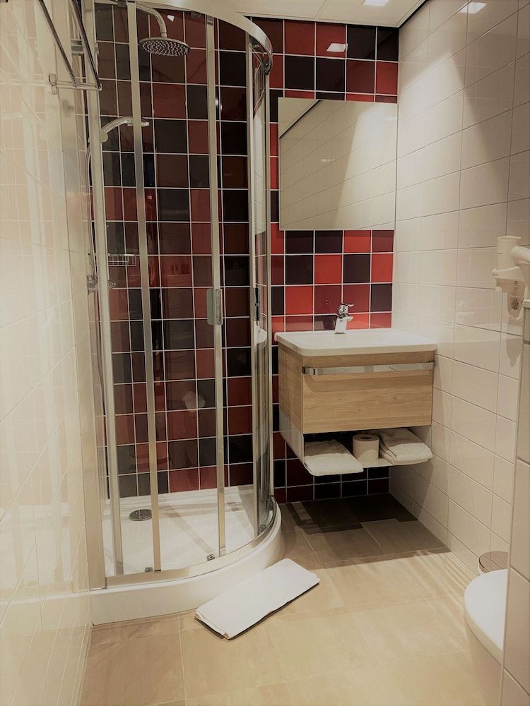 Best Western Dam Square Inn Standard Room, 2 Twin Beds, Non Smoking 11