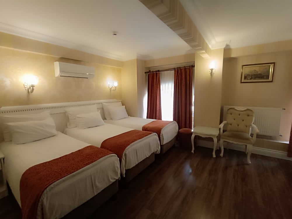 Family Room, 1 Bedroom
