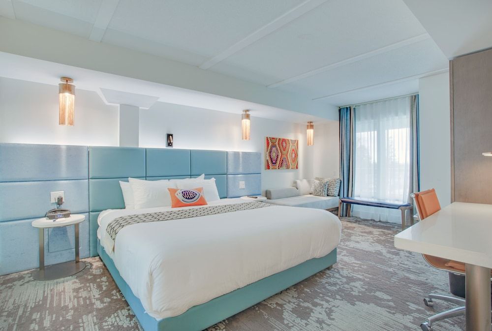 Living Water Resort and Spa 1 Bedroom Suite, Waterside