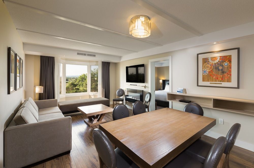 Living Water Resort and Spa 1 Bedroom Suite, Waterside 6