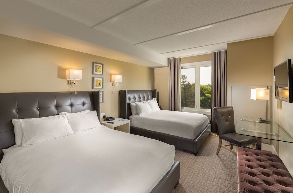 Living Water Resort and Spa Deluxe Room, 2 Beds, Waterside