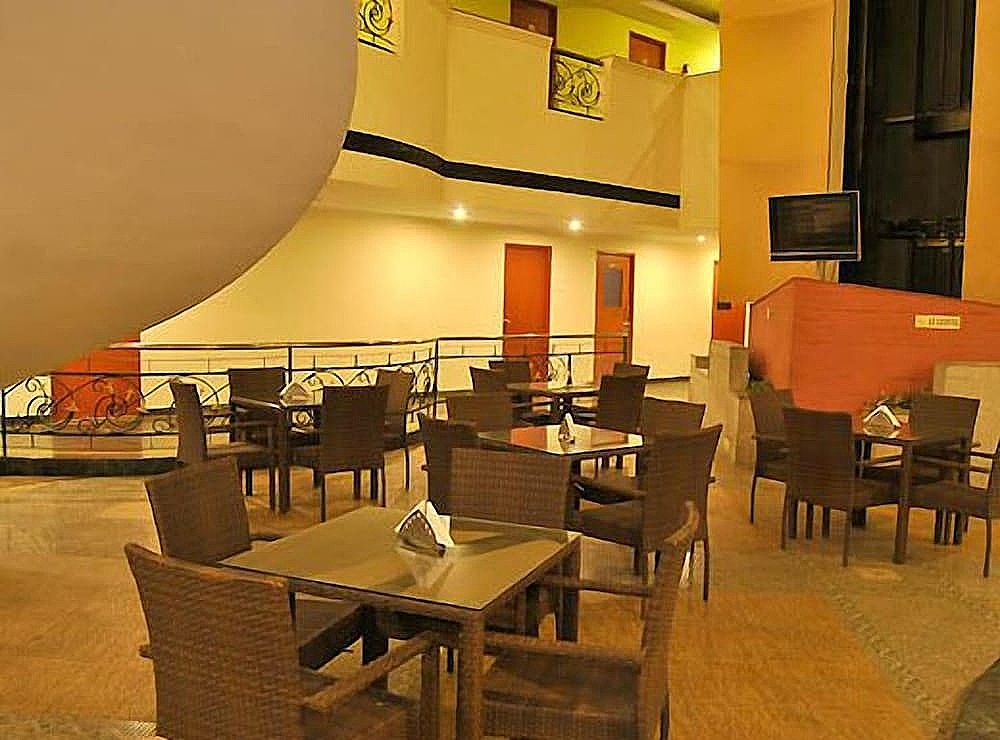 undefined Hotel Atchaya 4
