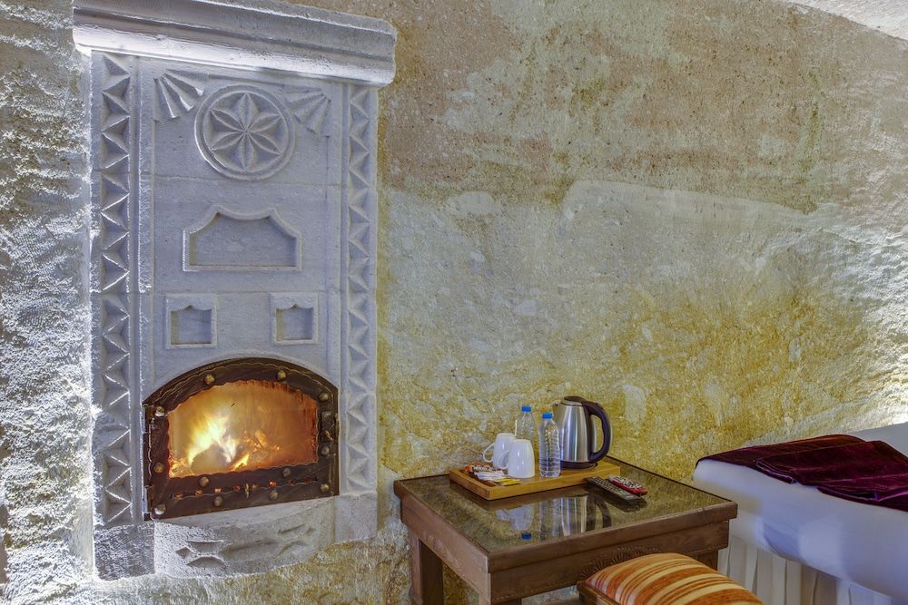 Cappadocia Abras Cave Hotel Deluxe Cave Comfort Terrace-201 7
