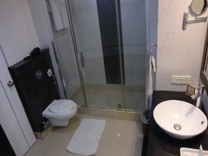 The Hotel Hindusthan International (HHI Pune) Colony Room 4