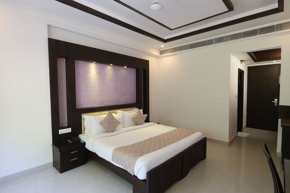 The Grand Shiva Resort and Spa Deluxe Room 5