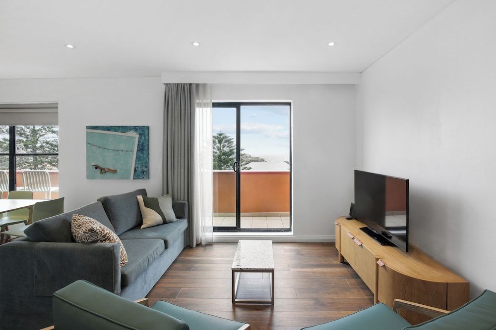 Bondi 38 Serviced Apartments Family Apartment, 2 Bedrooms, Balcony, Ocean View 8