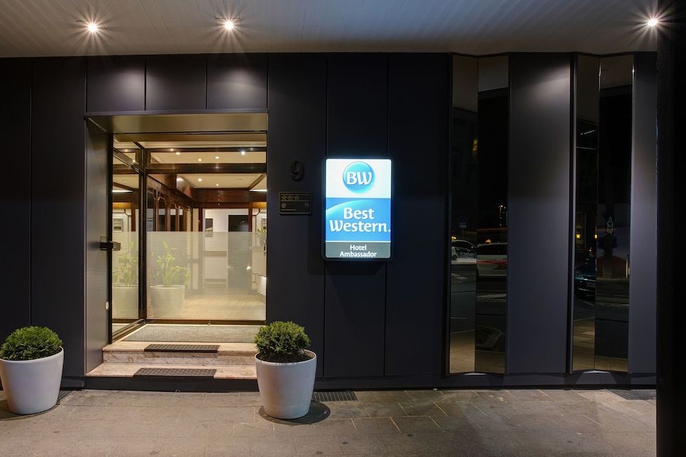 undefined Sure Hotel by Best Western Ambassador Duesseldorf 4