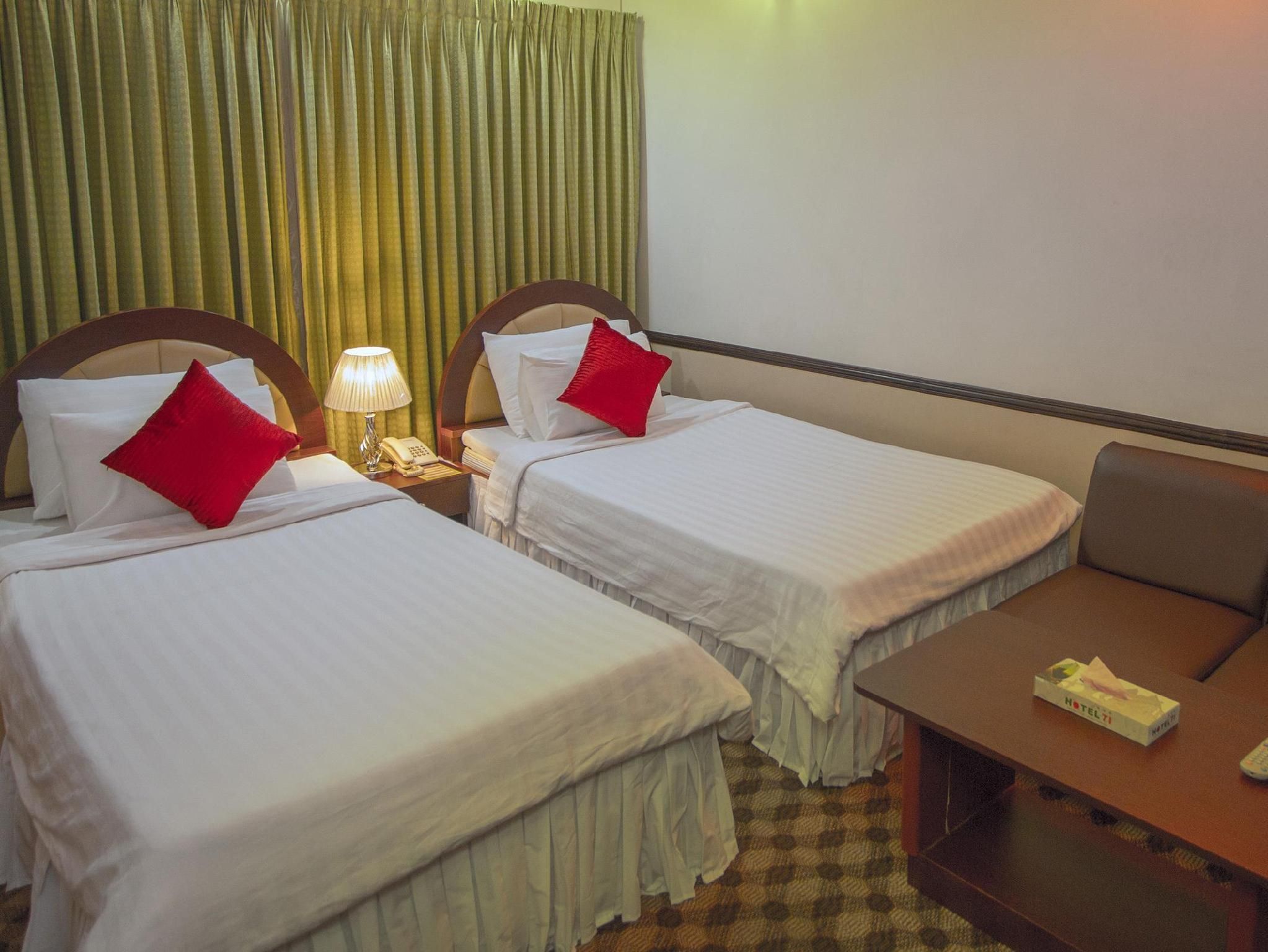 undefined Hotel 71 10