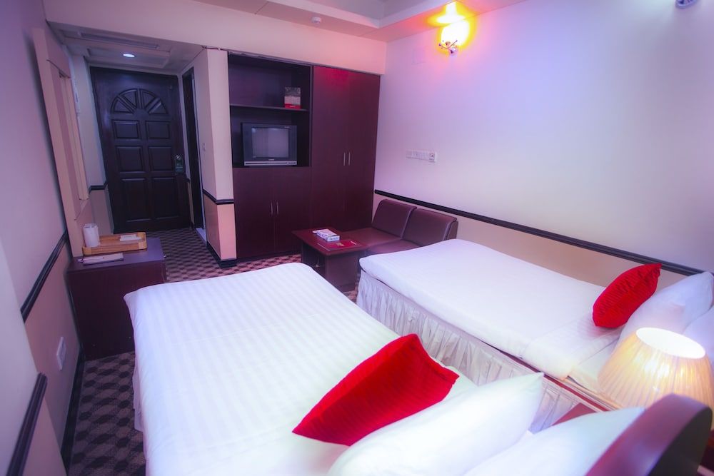 Hotel 71 Deluxe Twin Room 4