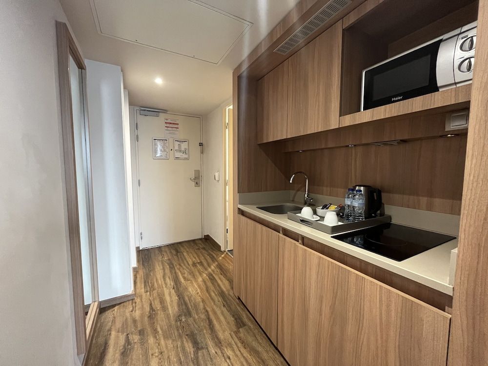 City Residence Paris CDG Airport Comfort Studio, 1 Queen Bed 3