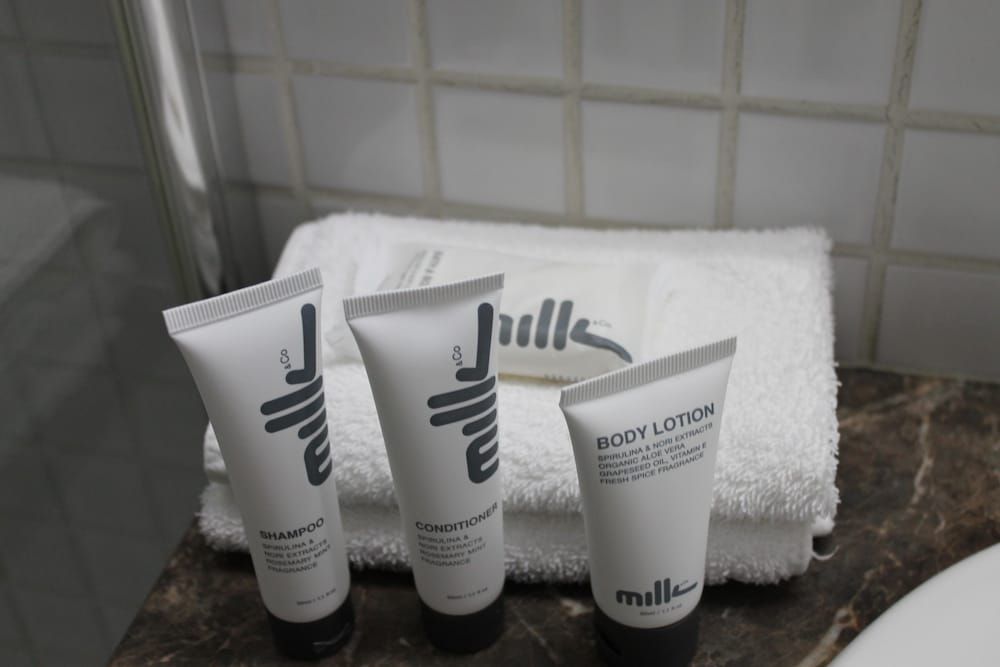 Mid City Ballarat Triple Room 6