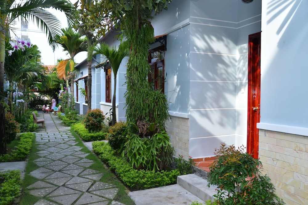 undefined Dong Xuan Hong Hotel 3