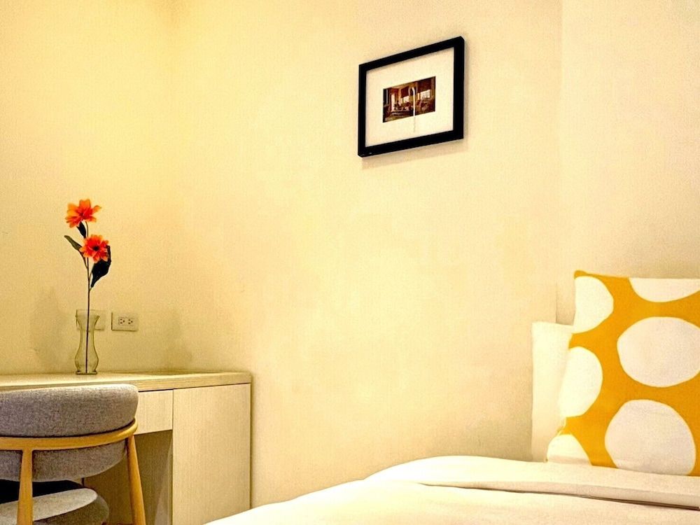 We Meet Taipei Hotel Superior Double Room, No Windows 21