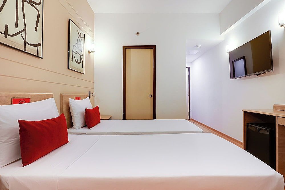 Red Fox By Lemon Tree Hotels, East Delhi Superior Twin Room 4