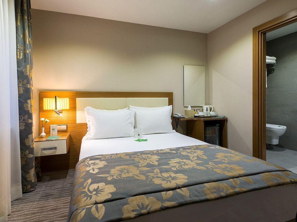 Yasmak Comfort Hotel Economy Single Room