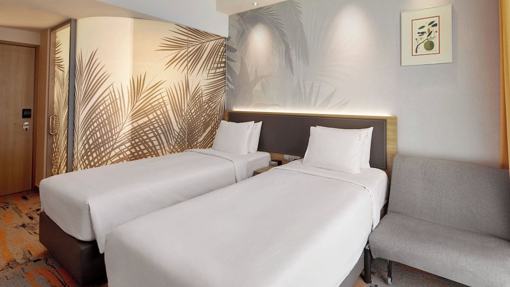 Holiday Inn Express Singapore Orchard Road by IHG Standard Room, 2 Twin Beds (Free Breakfast) 2