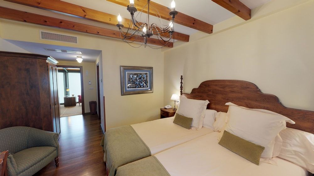 undefined Hotel Virxe da Cerca by Pousadas de Compostela 9