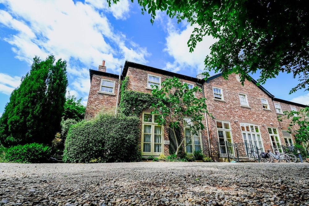 undefined York Pavilion Hotel, Sure Hotel Collection by Best Western 7