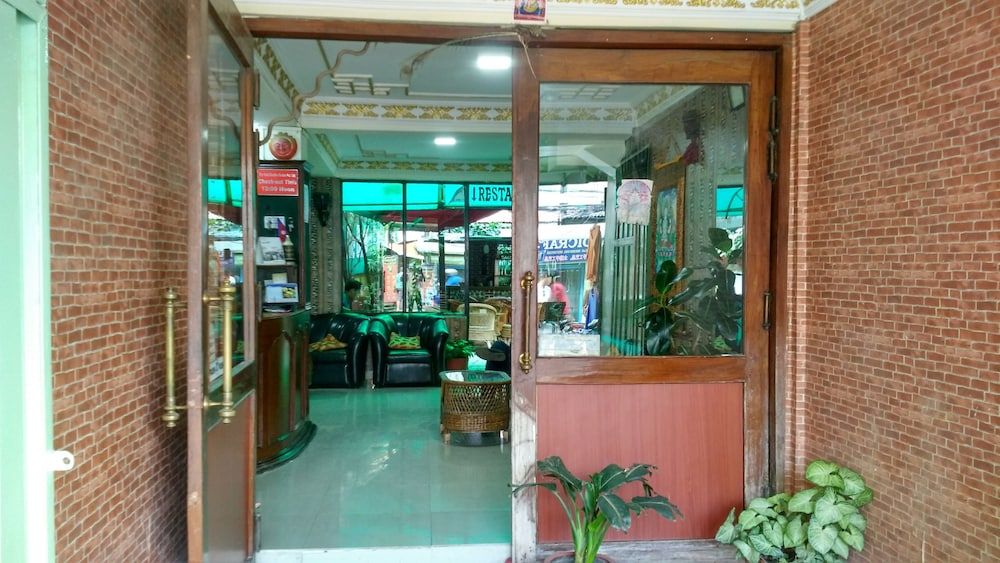 undefined The Buddha Garden Hotel 3