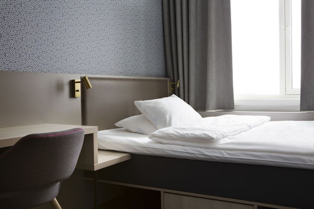 Comfort Hotel Xpress Tromso Room (Compact Double) 4