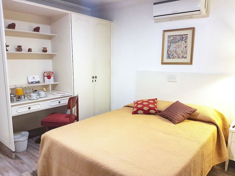 Hotel Cecilia Double Room 2