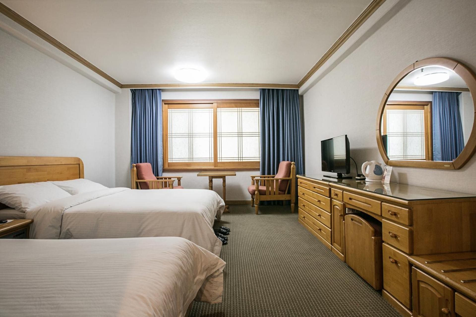 Standard Suite Family