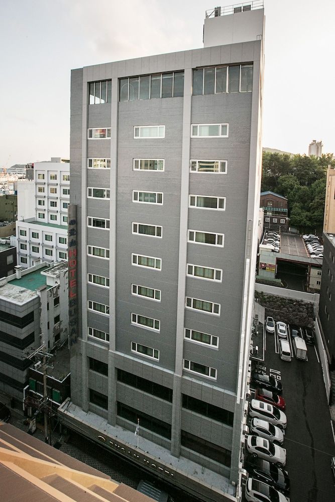 undefined Busan Tourist Hotel 8