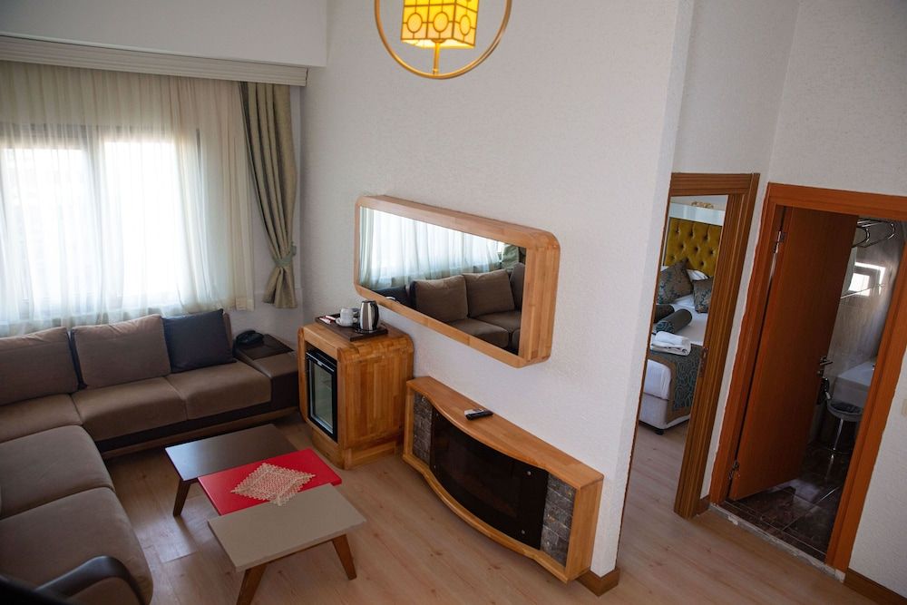 undefined Emirtimes Hotel Kadikoy