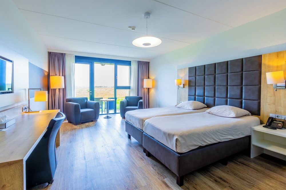 Deluxe Room, 2 Twin Beds, Non Smoking